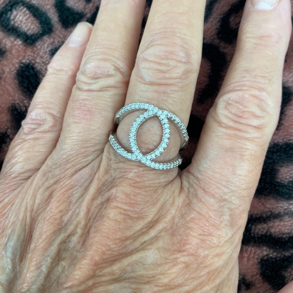 Sterling silver & CZ ring